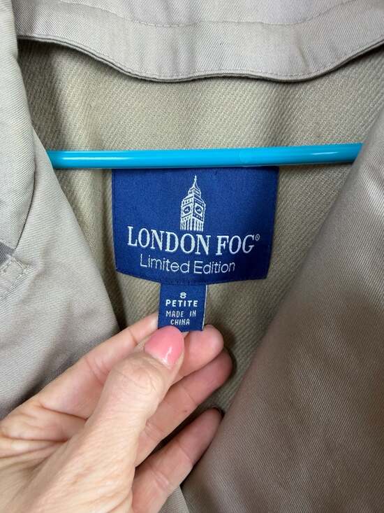 London Fog Limited Edition Double Breasted Trench Coat Khaki Size 8 Petite - Picture 2 of 5